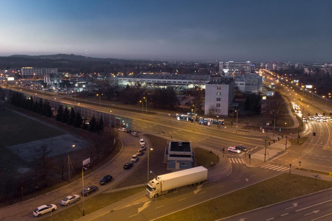 Hotel Nowa Panorama Krasków Exteriör bild